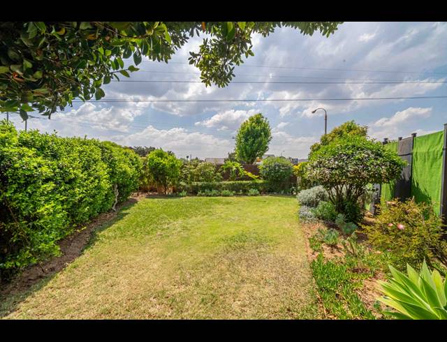 4 BEDROOM HOUSE FOR SALE IN PARKDENE